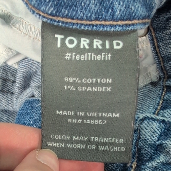 Torrid Blue Distressed Cropped Jeans - Picture 6 of 6